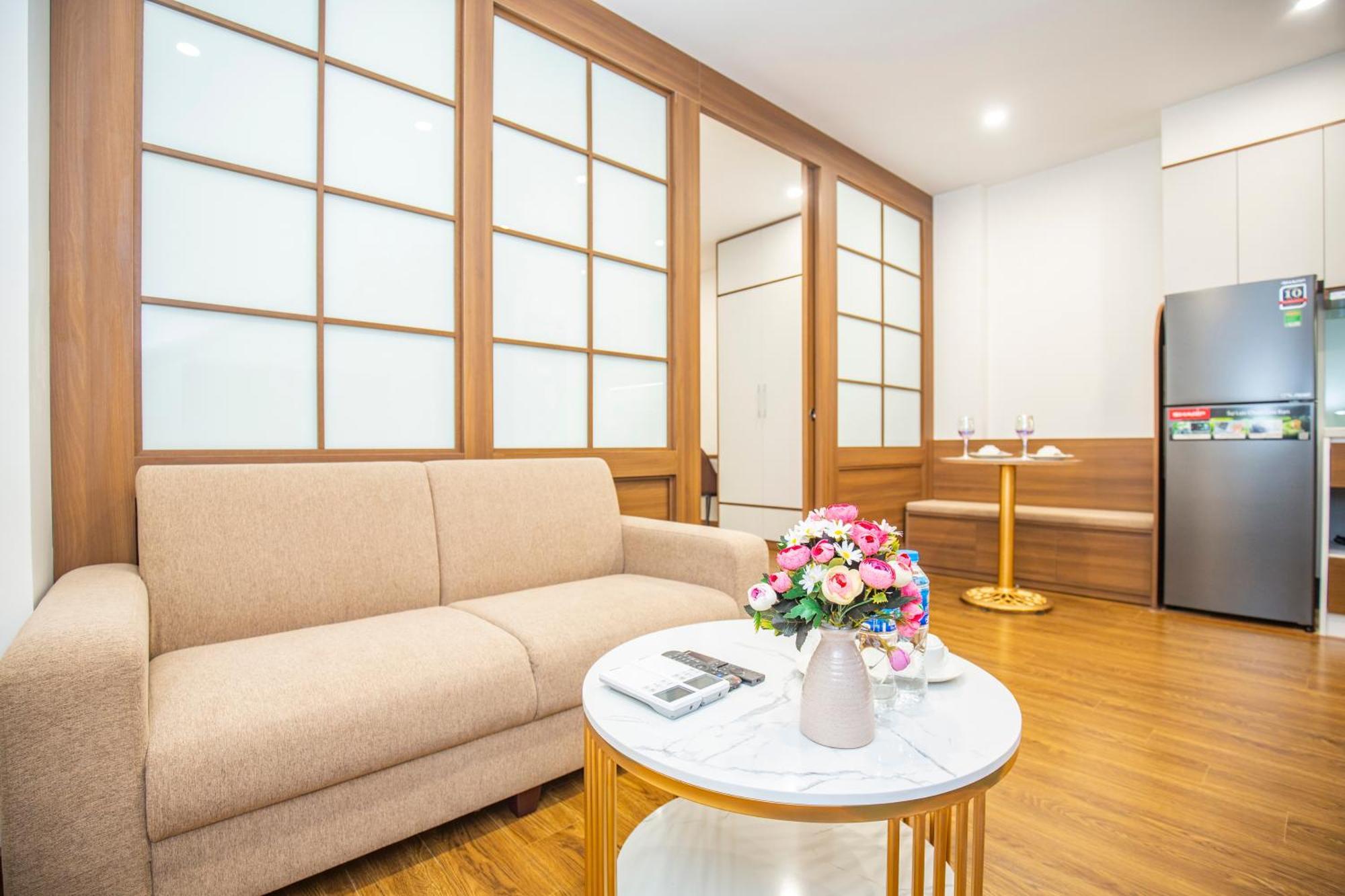 Sumitomo Apartment - Linh Lang Street Hanoi Exterior photo