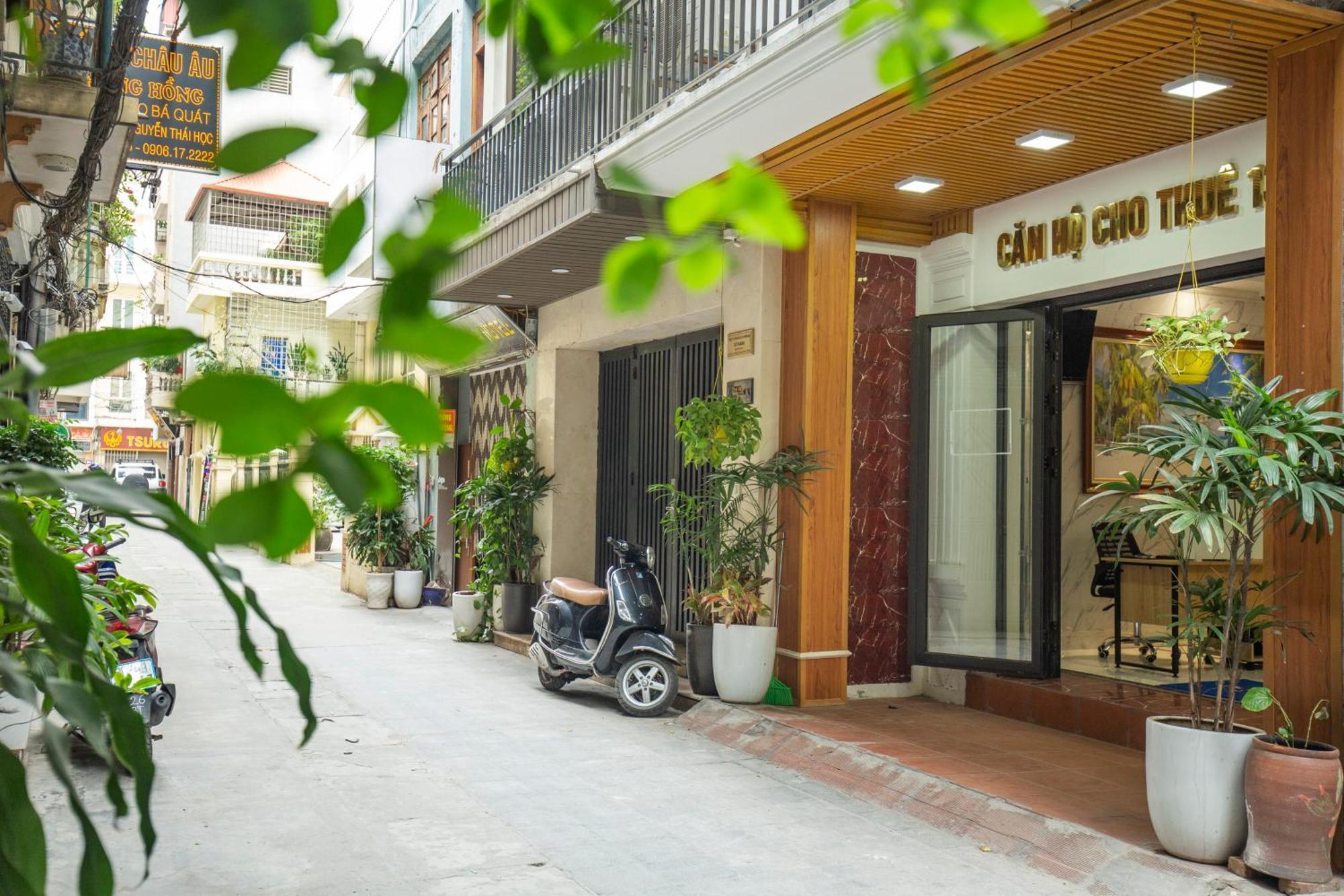 Sumitomo Apartment - Linh Lang Street Hanoi Exterior photo