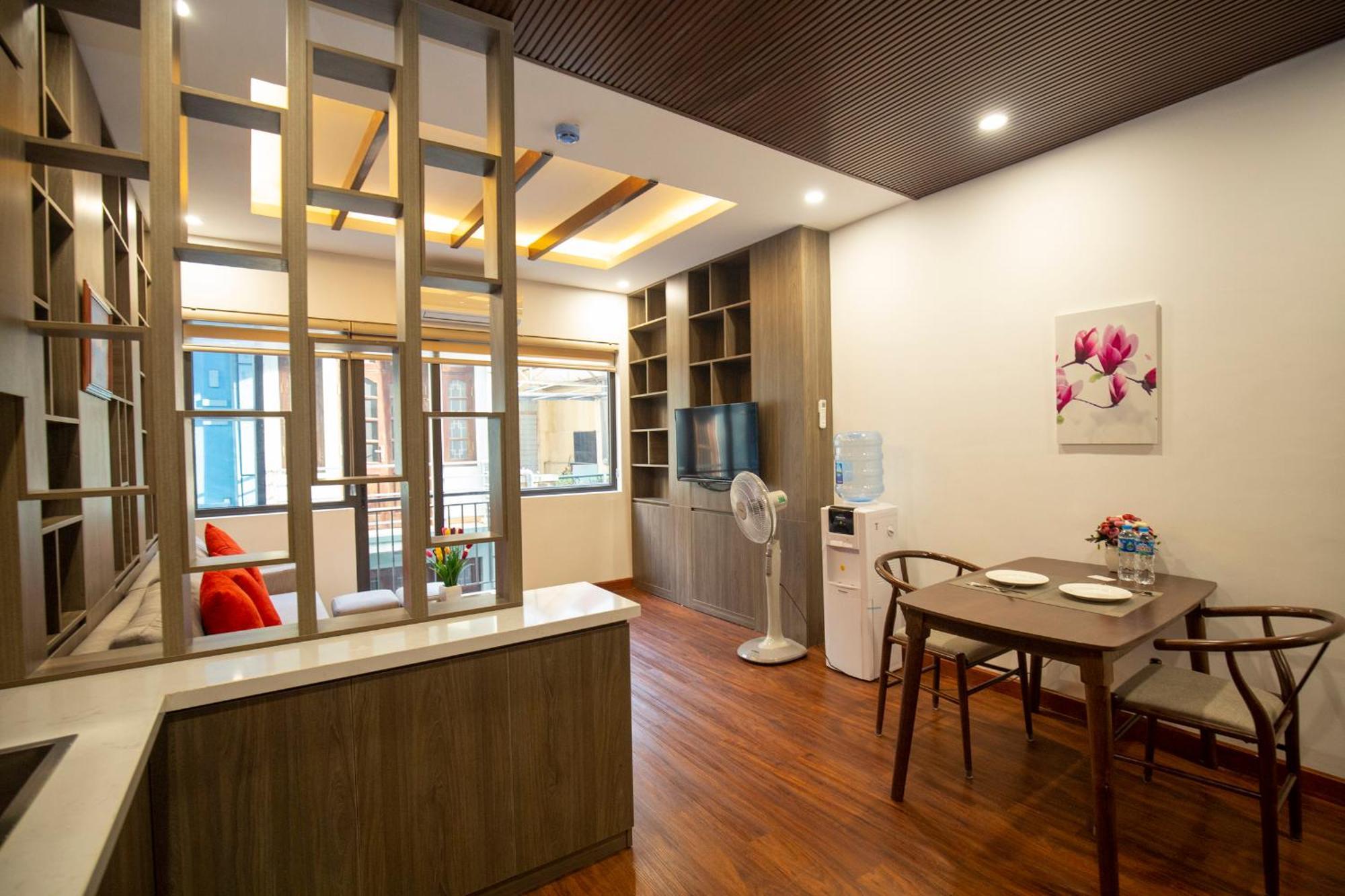 Sumitomo Apartment - Linh Lang Street Hanoi Exterior photo